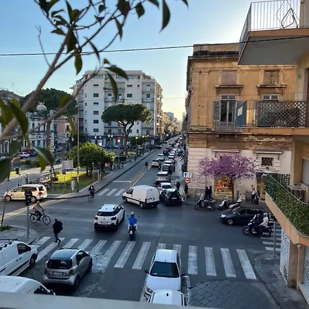 Casa de hóspedes Umberto Street 3*