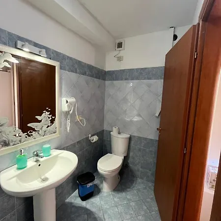 Umberto Street Guest house